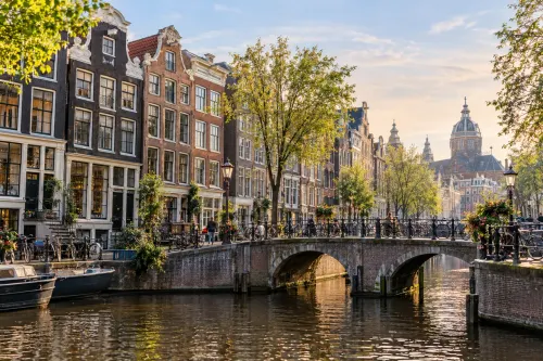Illustrative city scene of Amsterdam, Netherlands.