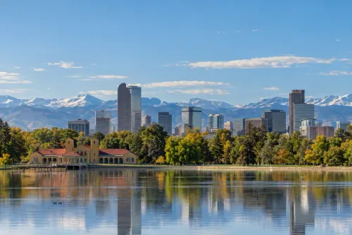Illustrative city scene of Denver, United States.
